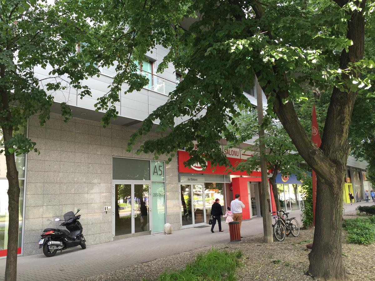 Apartament Triton Park Warschau Buitenkant foto