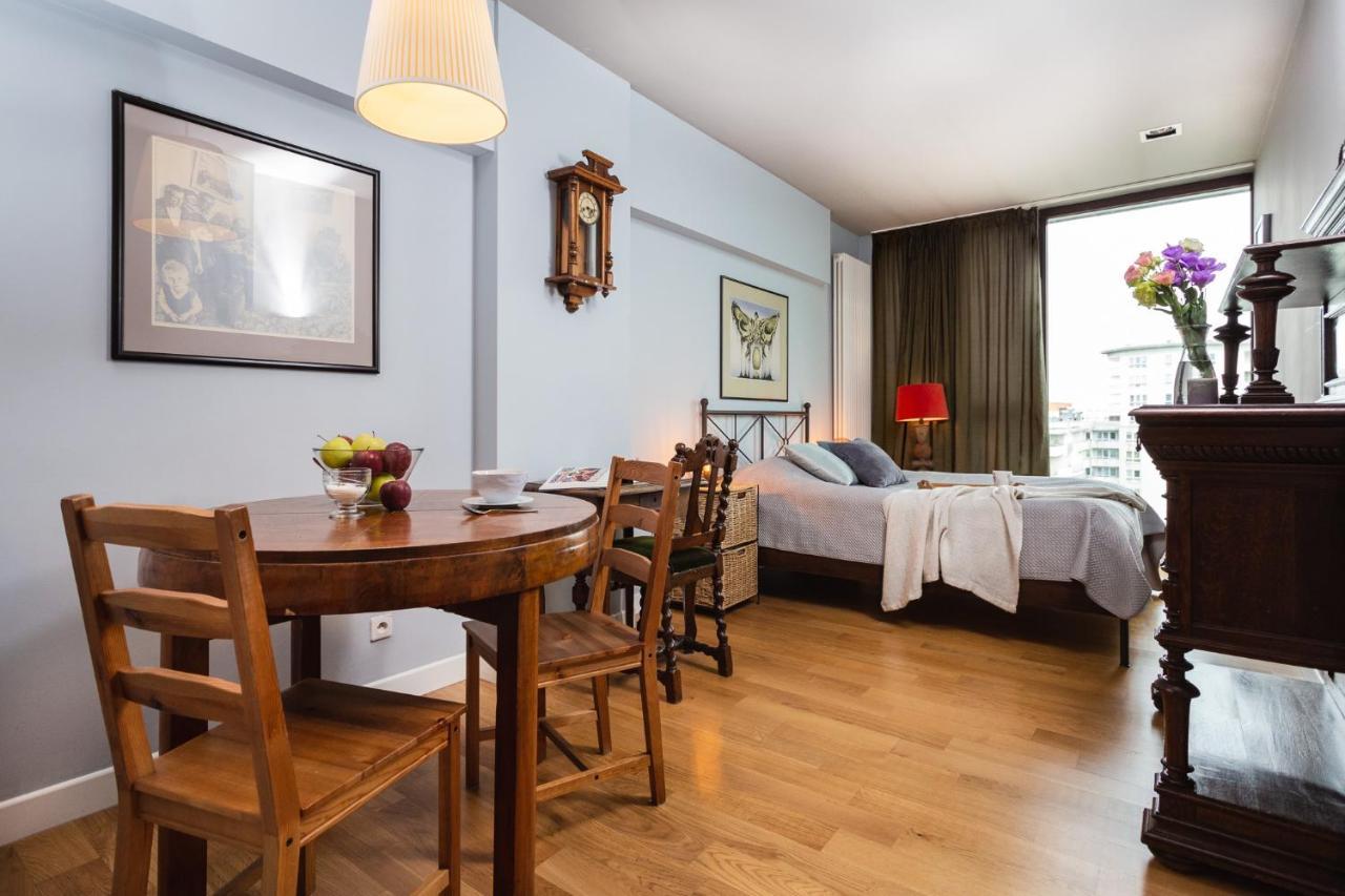 Apartament Triton Park Warschau Buitenkant foto